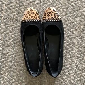 Vaneli leopard print and black flats